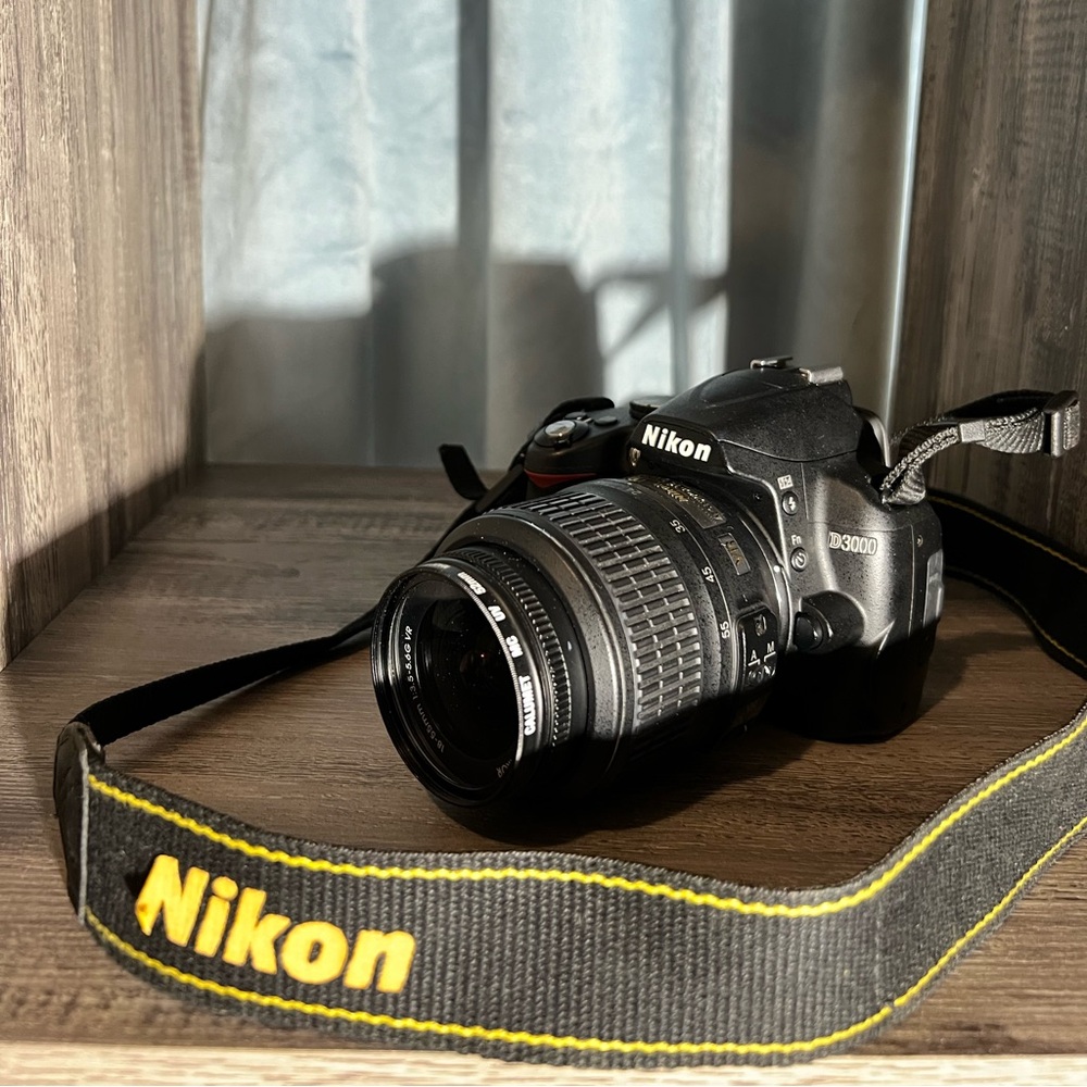 Nikon D3000 Digital Camera